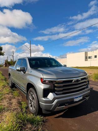 CHEVROLET SILVERADO 5.3 V8 GASOLINA 1500 HIGH COUNTRY 4X4 AUTOMÁTICO
